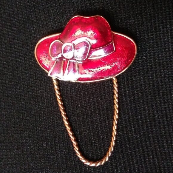 Red hat enamel pin brooch chained Red Hat society red gold purple beautiful - Picture 2 of 7